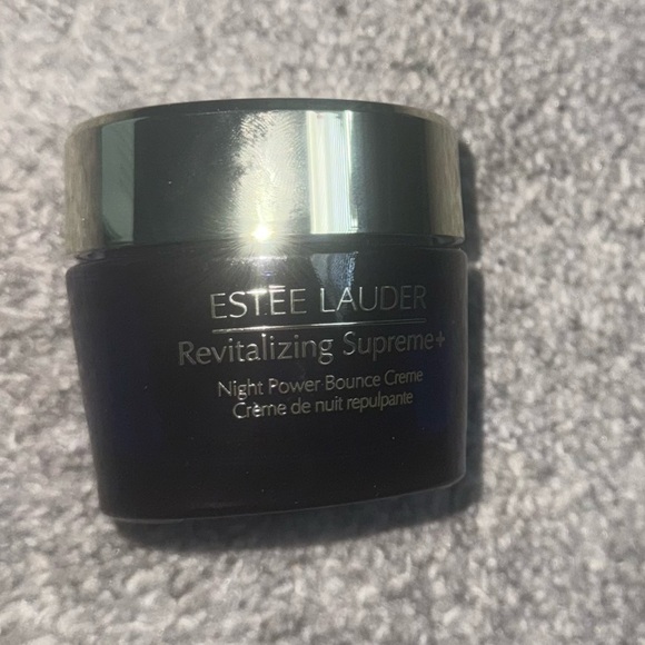 Estée Lauder Revitalizing Supreme+ Night Power Bounce Creme Moisturizer! - Picture 3 of 4